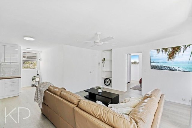 4/3303 Surfers Paradise Boulevard, QLD 4217