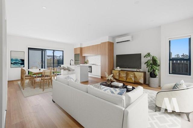 15 Banyan Walk, VIC 3064