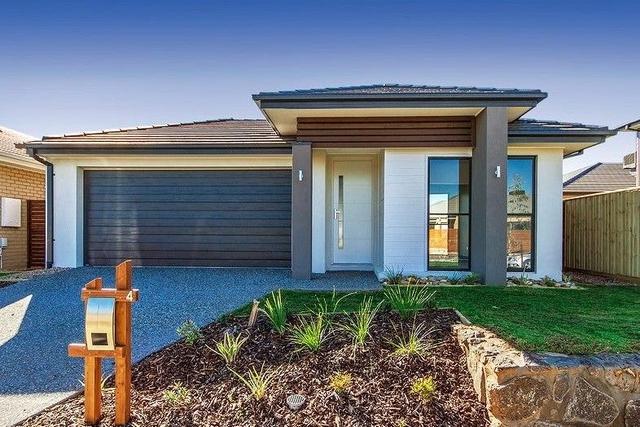 4 Dalveen  Drive, VIC 3336