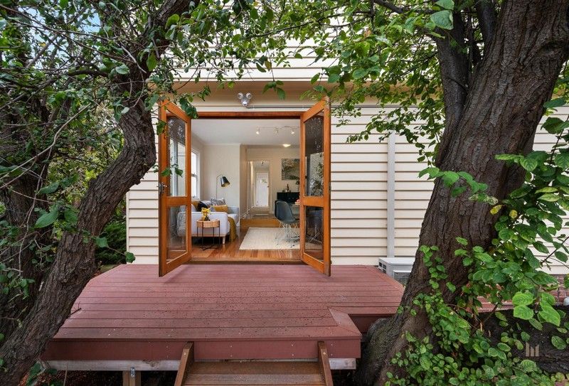 157 Derwent Avenue, Lindisfarne TAS 7015 Allhomes