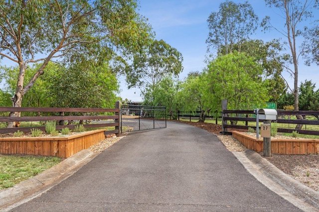 27 Dodemaide Circuit, VIC 3340