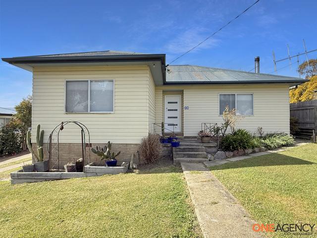 28 Iris Street, NSW 2632