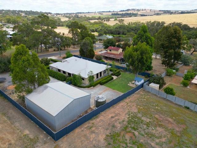 4 Mortimer Street, WA 6503