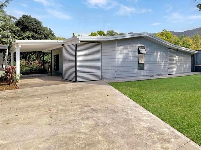 1 Kerryanne Close, QLD 4878