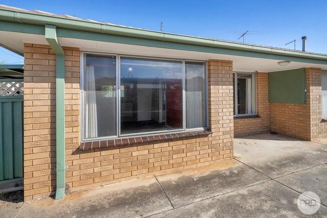 1/2 Evelyn Street, VIC 3355