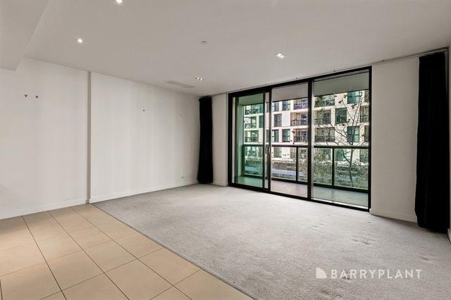 2E/8 Waterside Place, VIC 3008