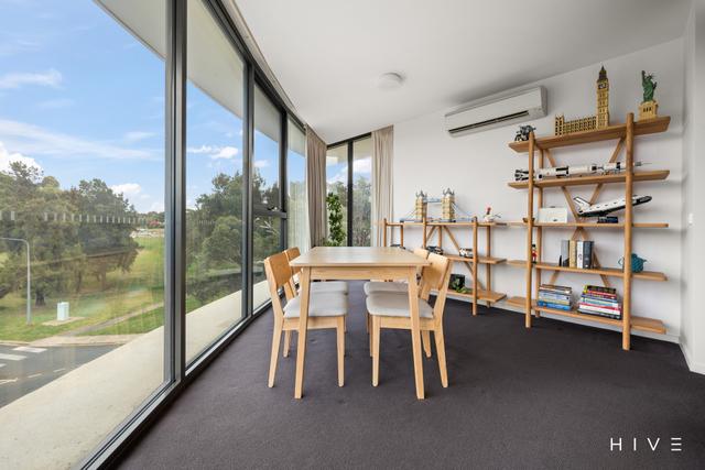 24/97 Eastern Valley Way, ACT 2617