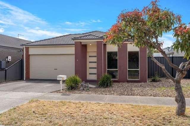8 Avon Grove, VIC 3064
