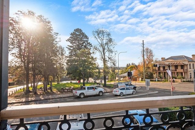 2/66-68 George Street, NSW 2756