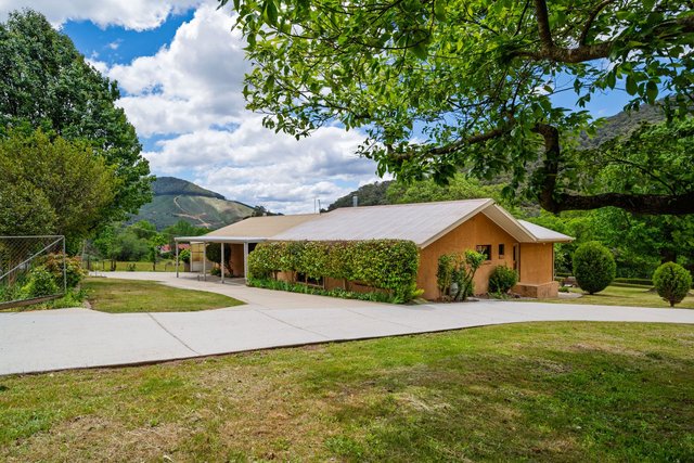 51 Growlers Creek Road, VIC 3744