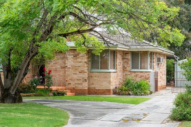 425 English Avenue, NSW 2641