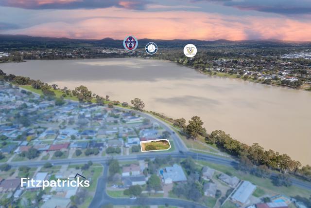 1 Eastlake Drive, NSW 2650