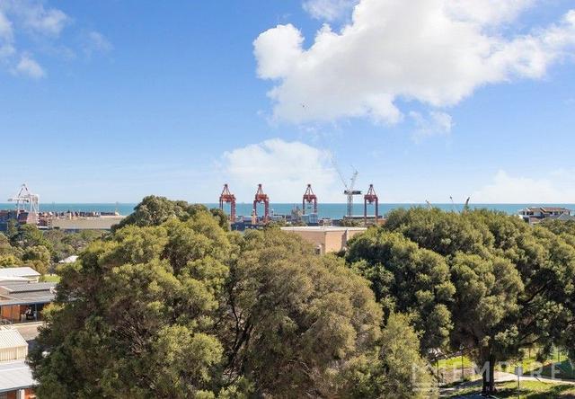 21/1 Forrest Street, WA 6160