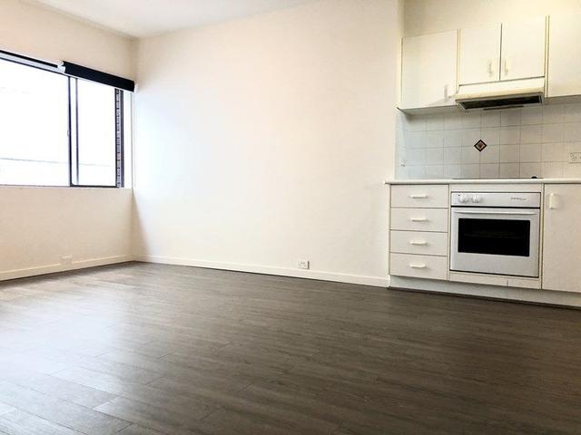 9/108 Ebley  Street, NSW 2022