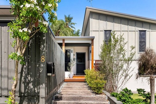 8 Norton Drive, QLD 4128