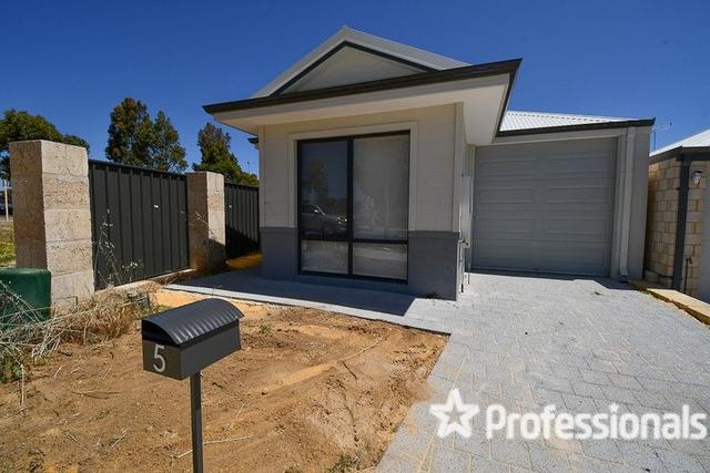 5 Passage Way, WA 6210