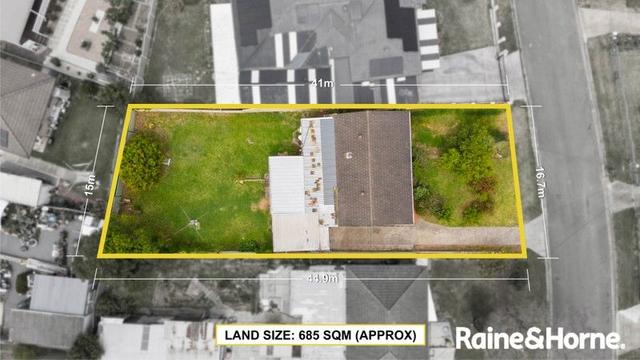 5 Floyd Place, NSW 2170