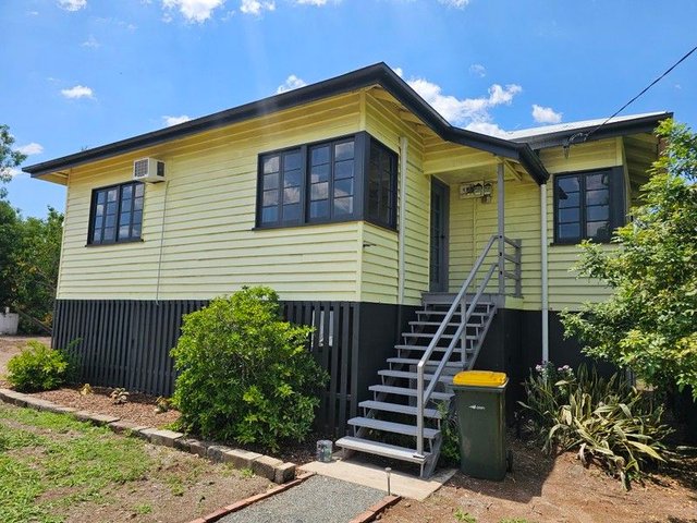 9 Drake St, QLD 4804