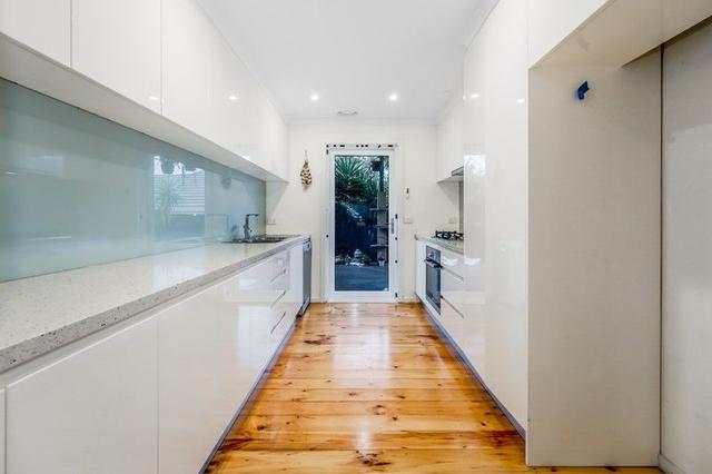 16/114-118 Ferntree Gully Road, VIC 3166