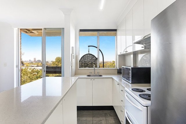 49/19-25 Queen Street, NSW 2042