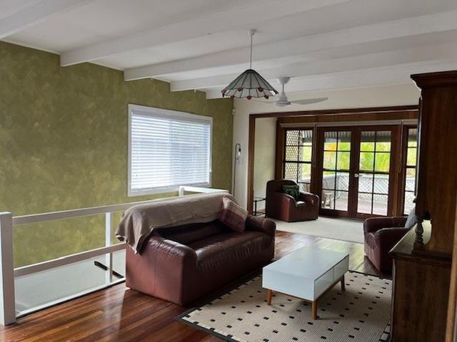 Upstairs 33 Bluff Road, NSW 2456