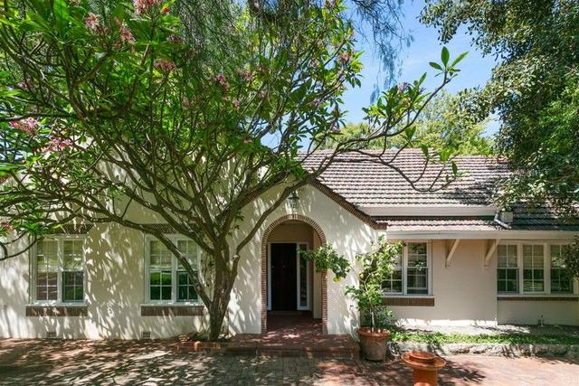 6 Circe Circle, WA 6009