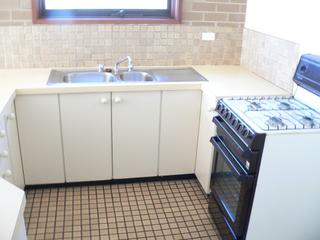 Kitchen (2010-05-04)