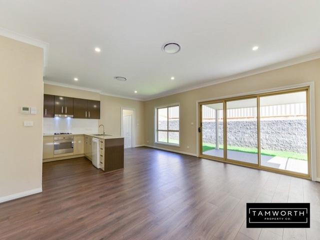 1/3 Ventnor Dr, NSW 2340