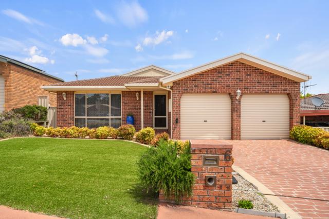 6 Dent Place, ACT 2906