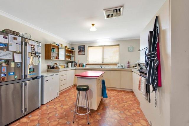 23 Third Avenue, WA 6535