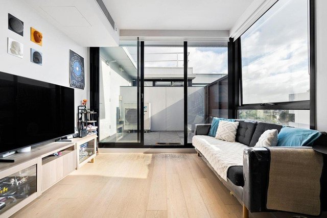 503/85 Nicholson Street, VIC 3057