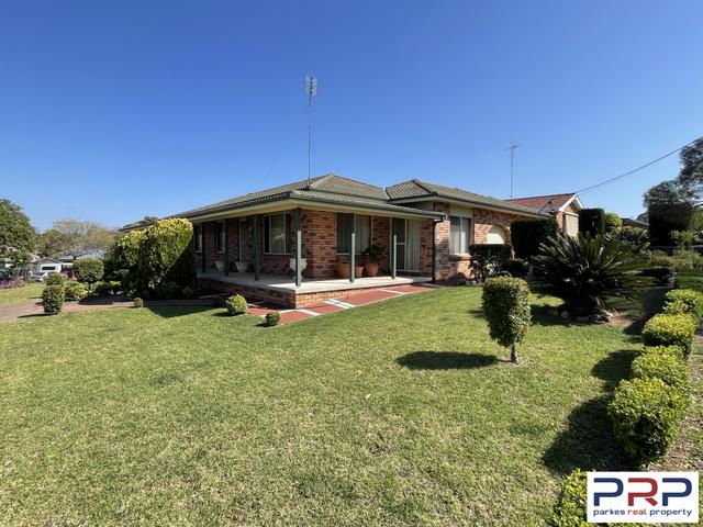 18 Dalley Street, NSW 2870