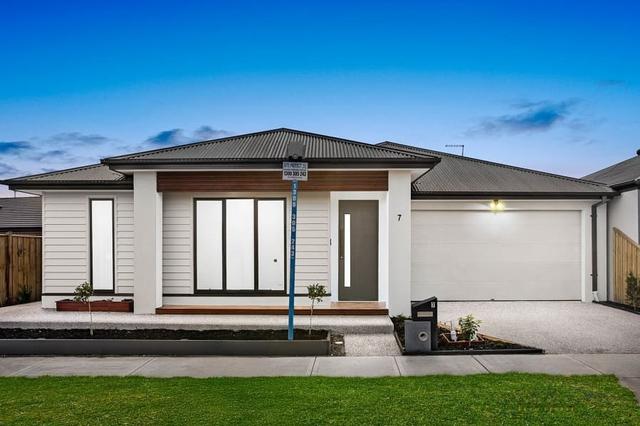 7 Moonstone Road, VIC 3064