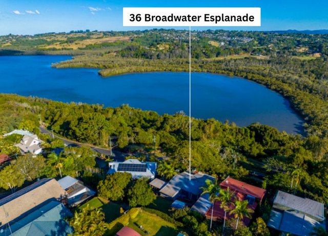 36 Broadwater Esplanade, NSW 2486