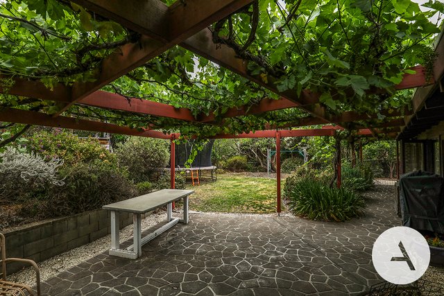 76 Crozier Circuit, ACT 2902