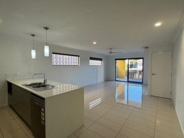 40 Curwen  Terrace, QLD 4032