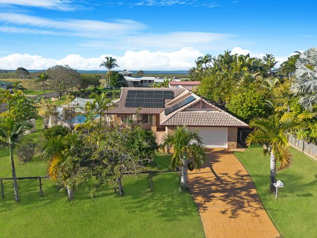 129-131 Cove Boulevard, QLD 4655