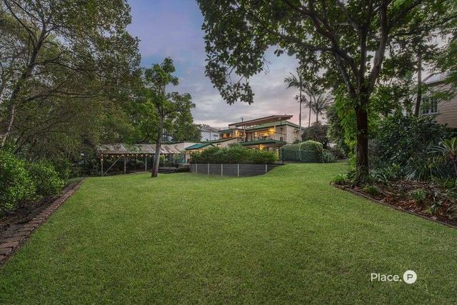 12 Stanley Terrace, QLD 4169