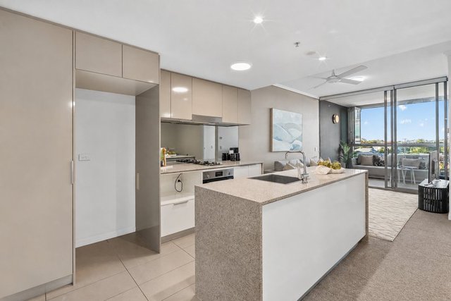 30305/2 Harbour Road, QLD 4007