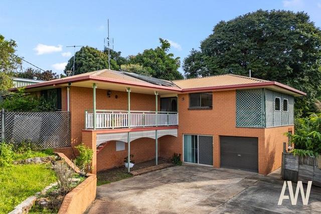12 Douglas Street, QLD 4560