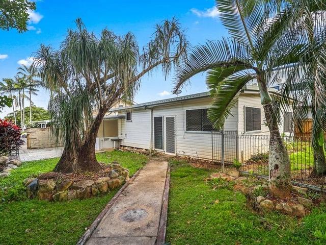 216A Woodward St, QLD 4870