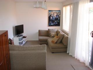Family room (2007-10-31)