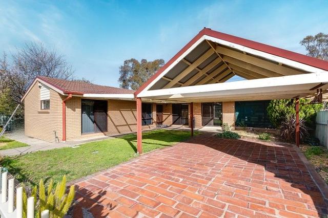 8 Goolagar Crescent, NSW 2641