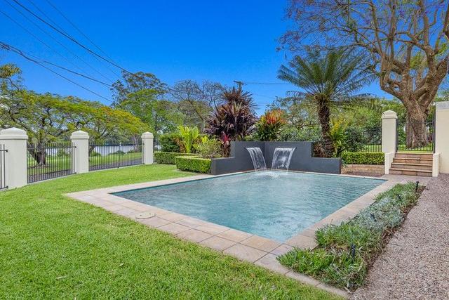 5 Esplanade, QLD 4104