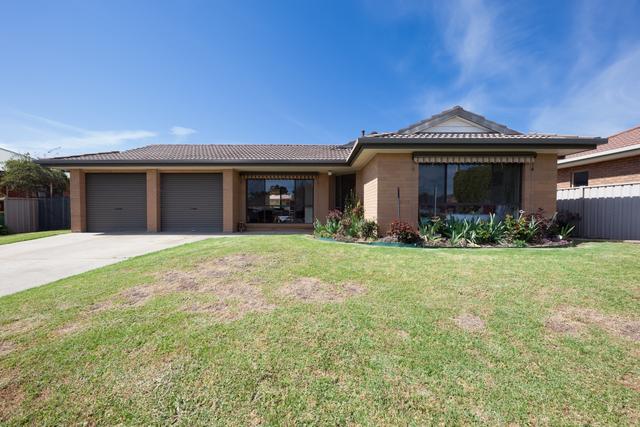 15 Aberdeen Drive, VIC 3690