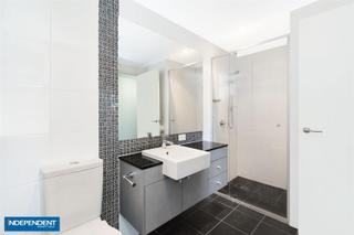 Bathroom (2016-05-18)