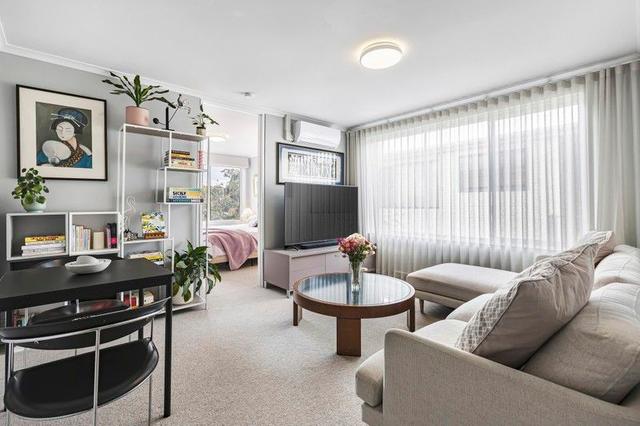 12/7-9 Farnham Court, VIC 3031