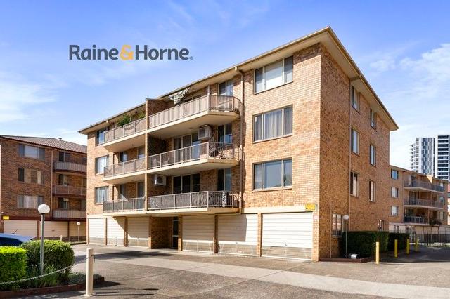 25/2 Riverpark Drive, NSW 2170