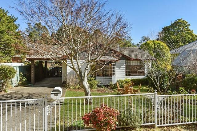 12 Highland St, NSW 2780