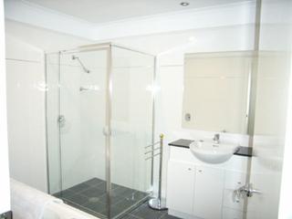 Bathroom (2005-05-19)